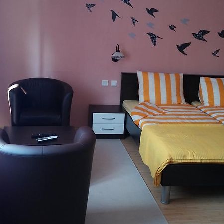 Rooms Du-Na Zagreb Buitenkant foto